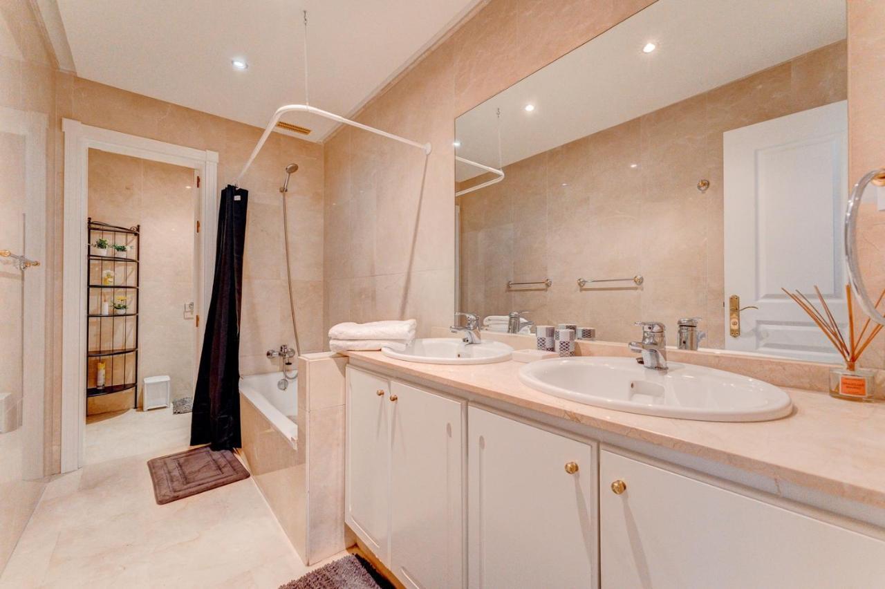 Beautiful Apartment In Terrazas Del Duque I Costa Adeje  Exteriér fotografie